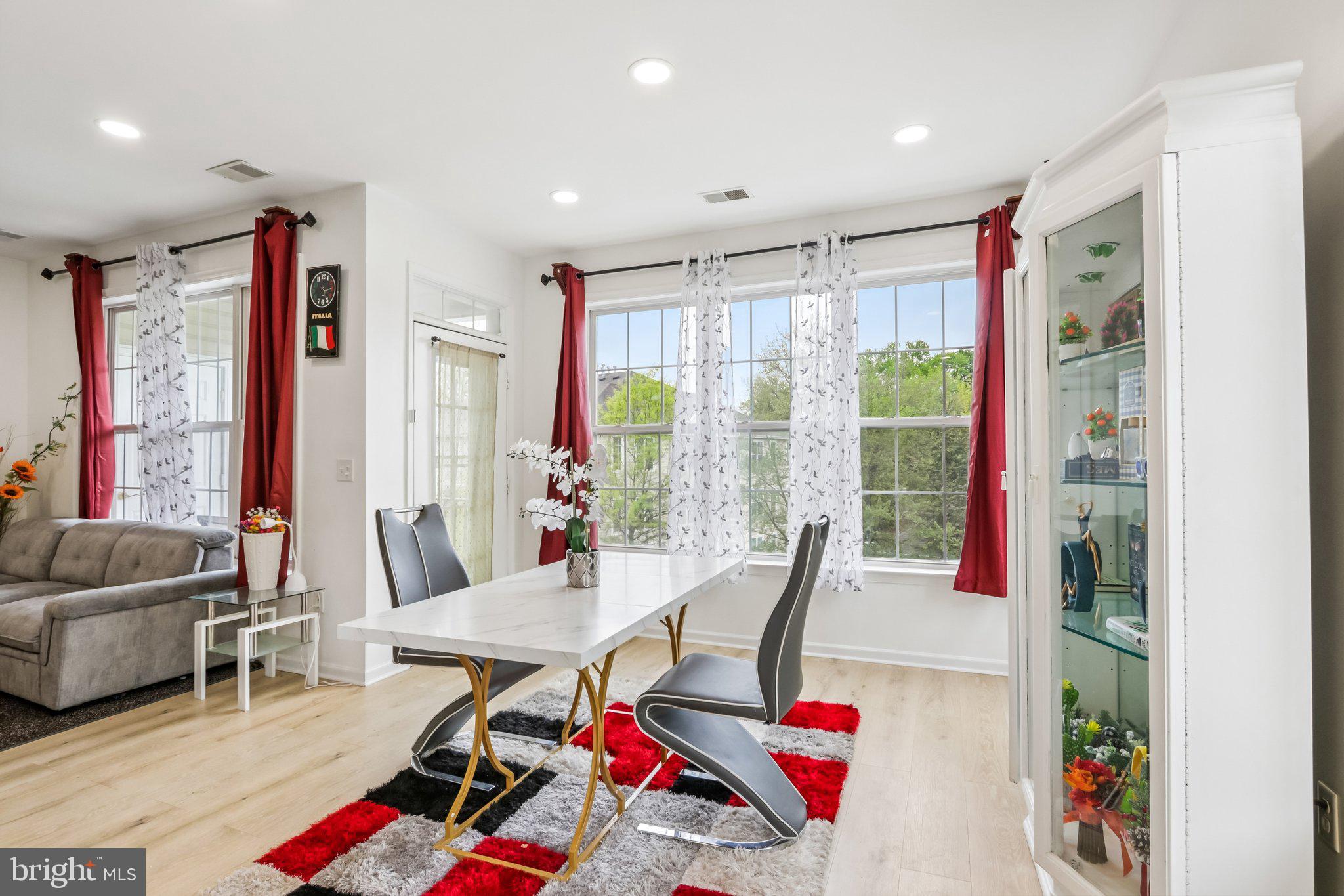 121 Kyle Way Ewing, NJ 08628 - Photo 10 of 45