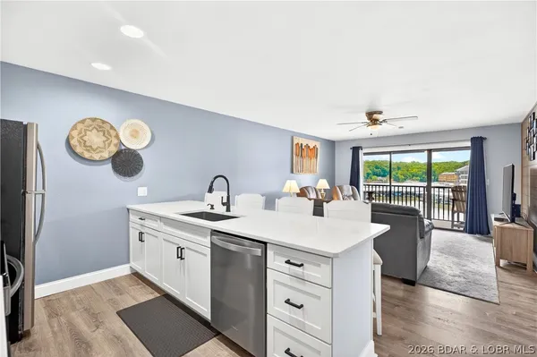 $285,000 | 1532 Harbor Point, Unit 304D, Osage Beach, MO 65065