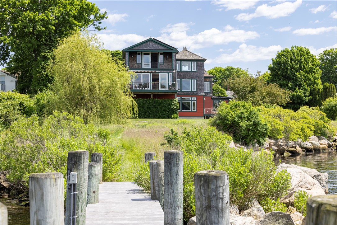 43 Avondale Road Westerly, RI 02891 - Photo 41 of 49