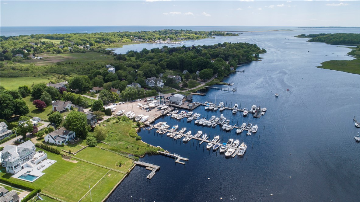 43 Avondale Road Westerly, RI 02891 - Photo 46 of 49