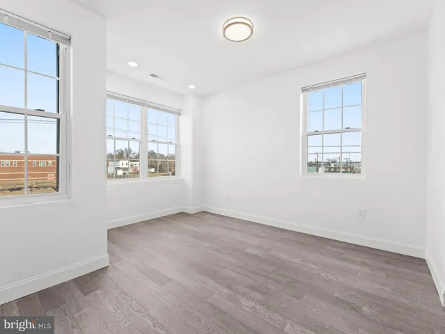 $320,000 | 852 Woodland Avenue, Camden, NJ 08104