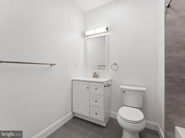 $320,000 | 852 Woodland Avenue, Camden, NJ 08104