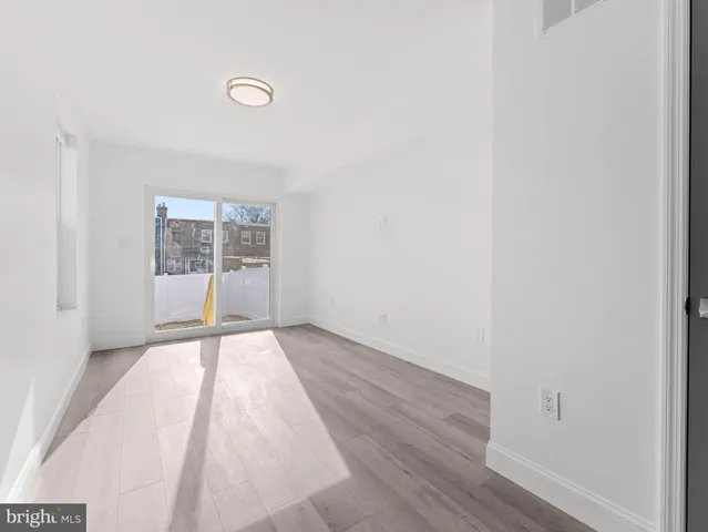 $320,000 | 852 Woodland Avenue, Camden, NJ 08104