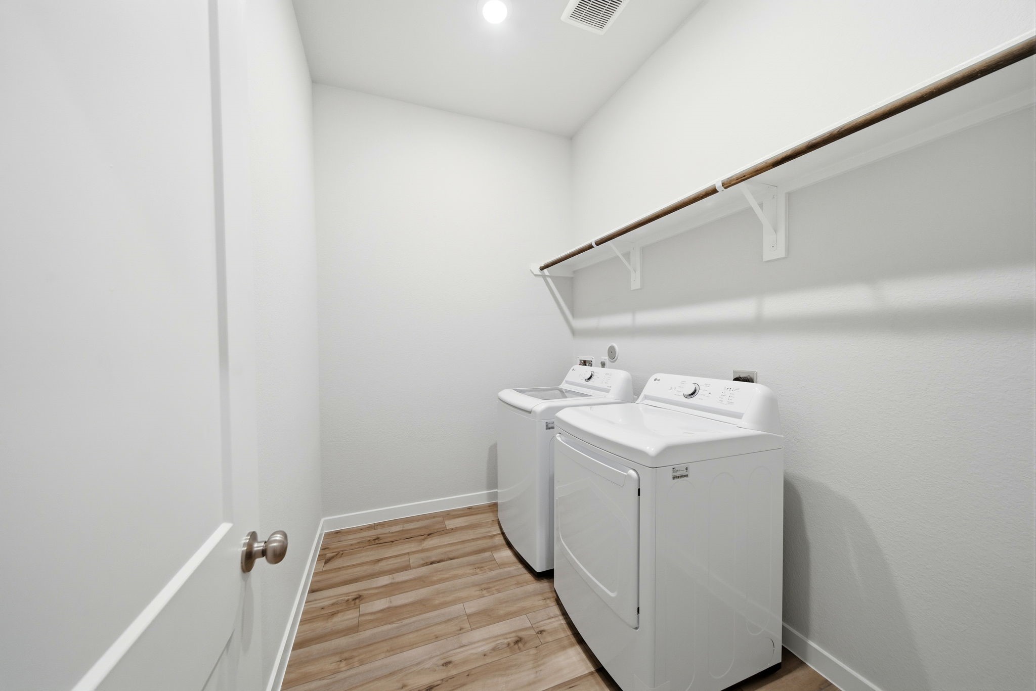 1608 Elm Place Angleton, TX 77515 - Photo 25 of 37 Representative Photo
