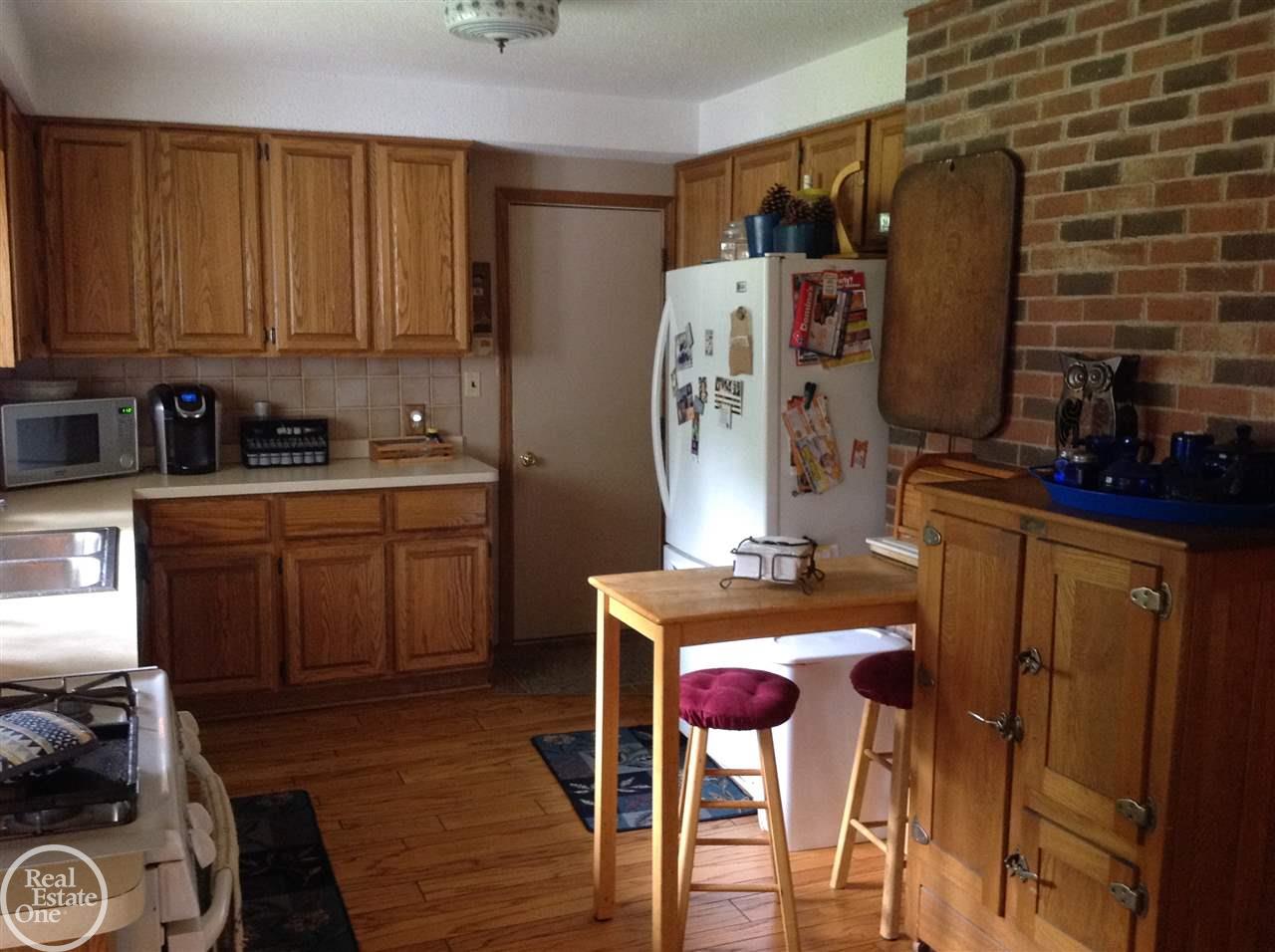 23360 23 Mile Road Macomb, MI 48042 - Photo 13 of 39 Kitchen