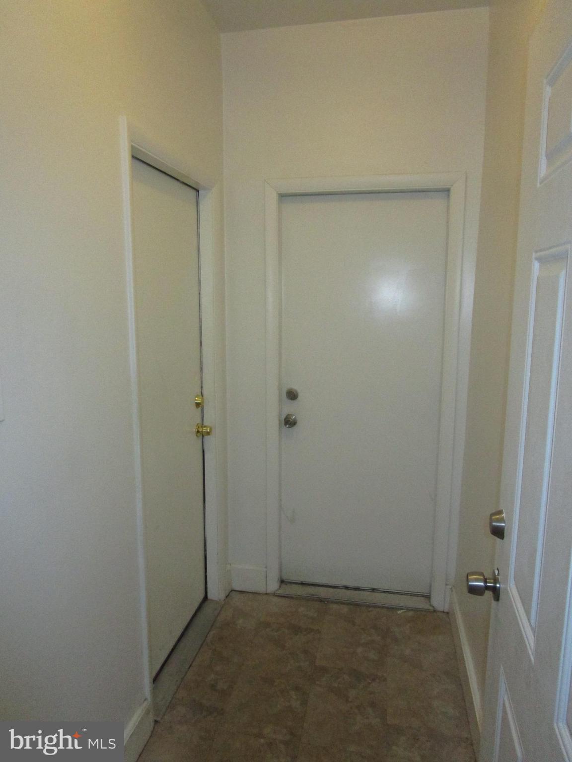 5607 Market Street Philadelphia, PA 19139 - Photo 4 of 24 Unit entry