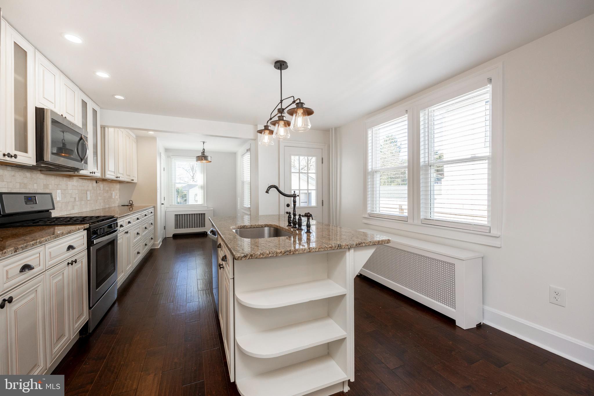 222 Highland Avenue Wayne, PA 19087 - Photo 12 of 35