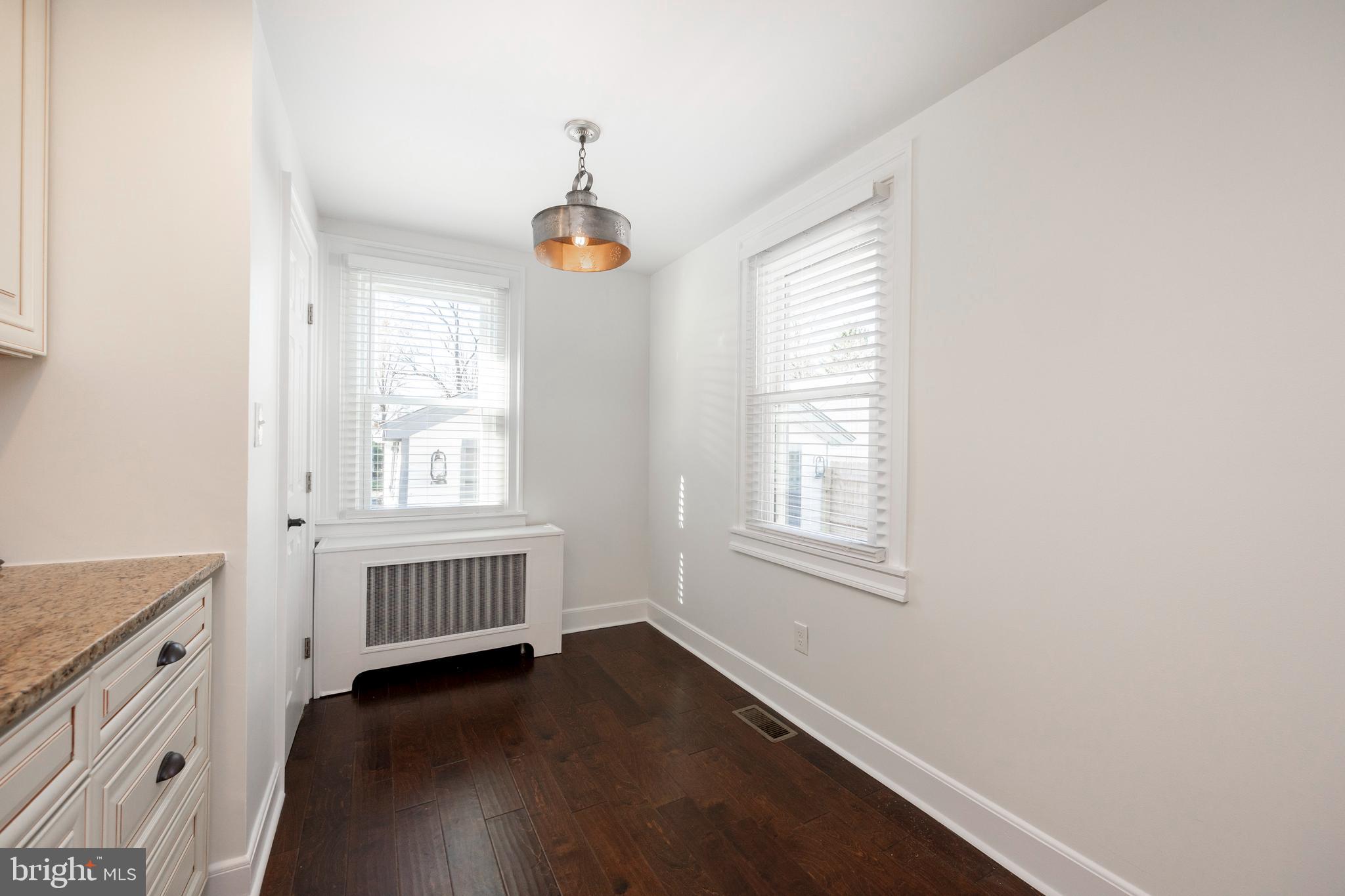 222 Highland Avenue Wayne, PA 19087 - Photo 13 of 35 Eat in Kitchen