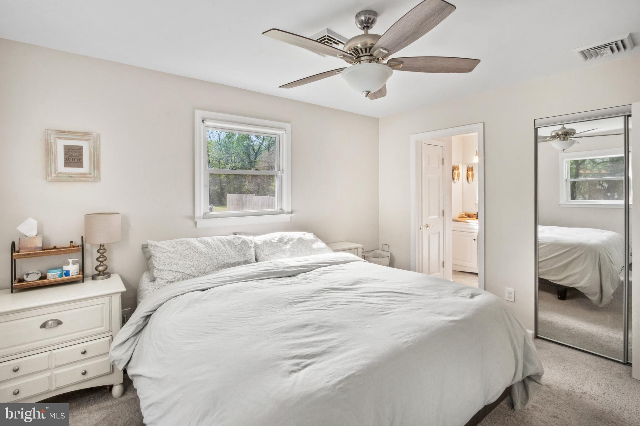 154 Oechsle Road Woodstown, NJ 08098 - Photo 21 of 31 Main bedroom