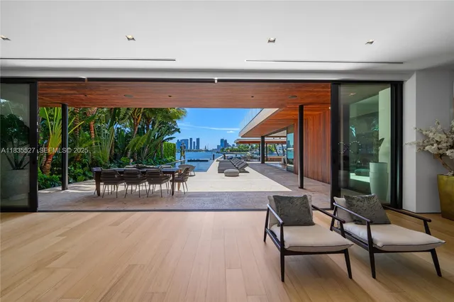 $37,000,000 | 126 West San Marino Drive, Miami Beach, FL 33139