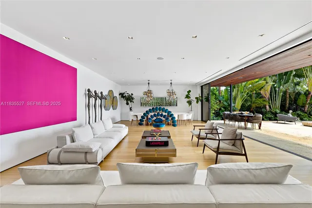 $37,000,000 | 126 West San Marino Drive, Miami Beach, FL 33139