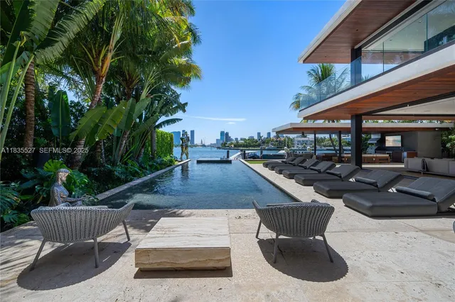 $37,000,000 | 126 West San Marino Drive, Miami Beach, FL 33139
