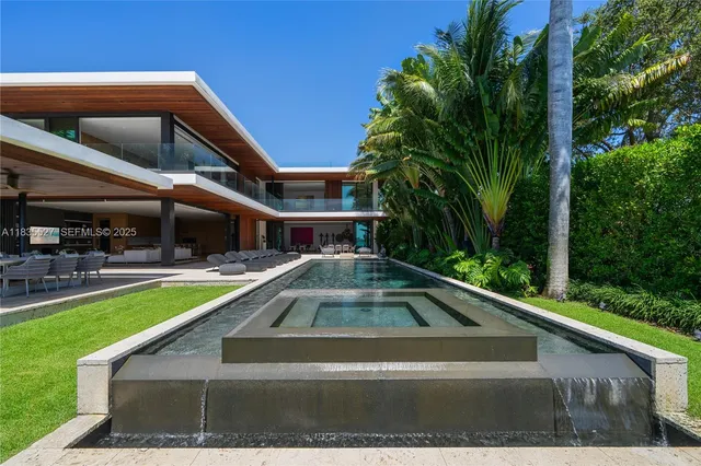 $37,000,000 | 126 West San Marino Drive, Miami Beach, FL 33139