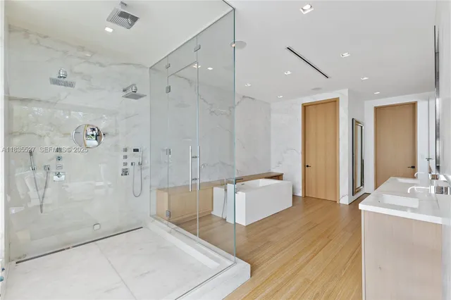 $37,000,000 | 126 West San Marino Drive, Miami Beach, FL 33139