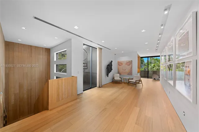 $37,000,000 | 126 West San Marino Drive, Miami Beach, FL 33139