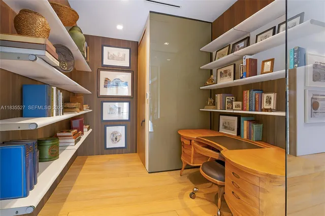 $37,000,000 | 126 West San Marino Drive, Miami Beach, FL 33139