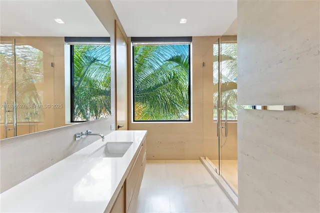 $37,000,000 | 126 West San Marino Drive, Miami Beach, FL 33139