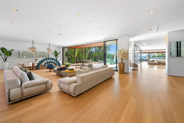 $37,000,000 | 126 West San Marino Drive, Miami Beach, FL 33139