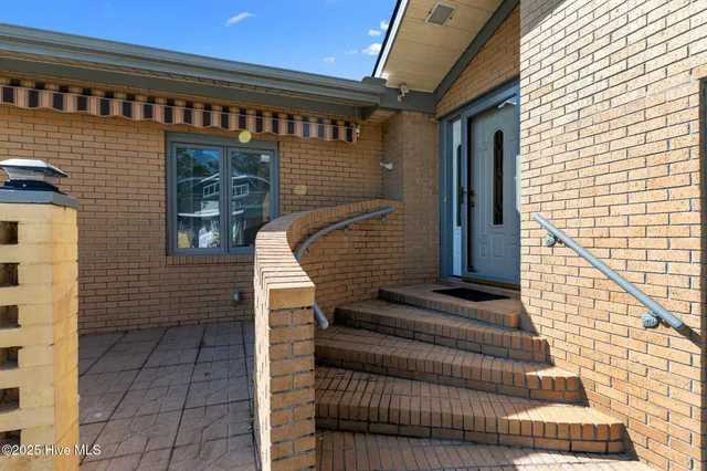 $599,500 | 6001 Cassowary Lane, New Bern, NC 28560