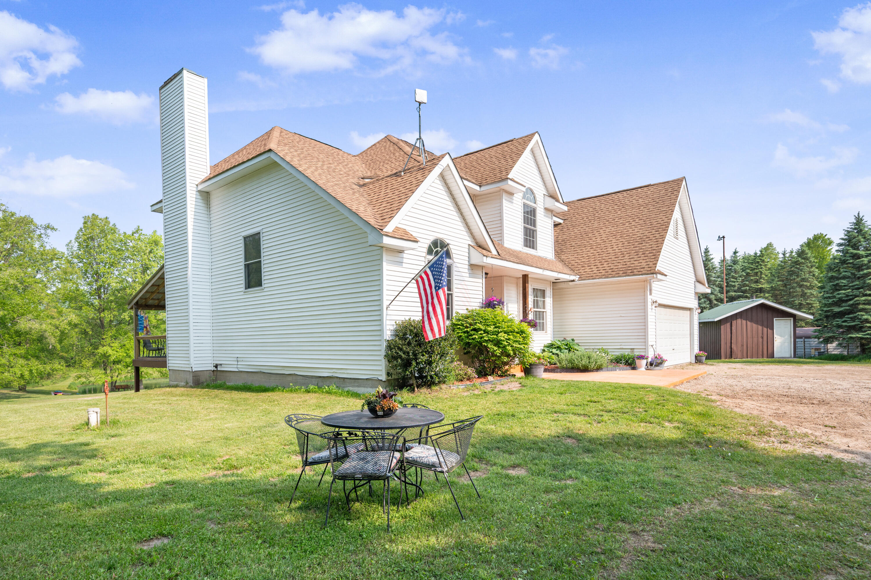 22251 210th Avenue Tustin, MI 49688 - Photo 2 of 80 22251-210thAve-Tustin-40
