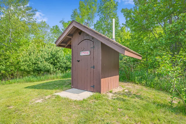 $445,000 | 22251 210th Avenue, Tustin, MI 49688