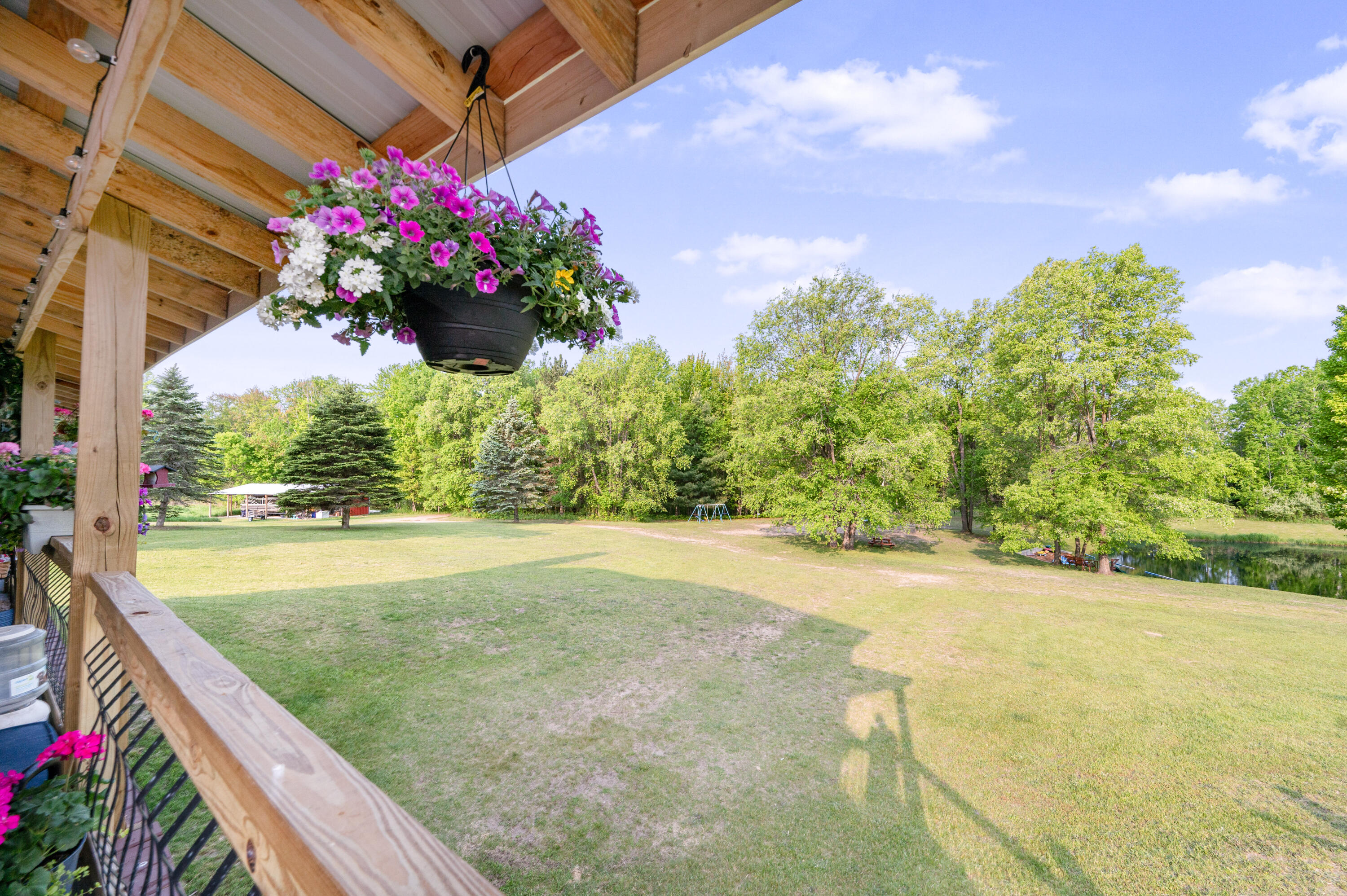 22251 210th Avenue Tustin, MI 49688 - Photo 7 of 80 22251-210thAve-Tustin-17