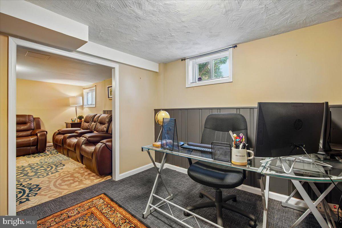 12706 Holdridge Road Silver Spring, MD 20906 - Photo 28 of 36 Gallery Image 28