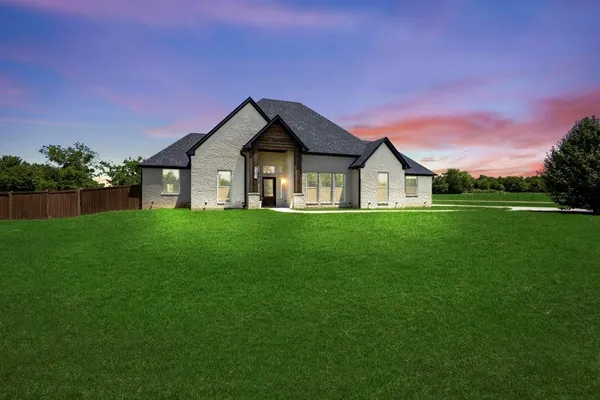 $3,500 | 2201 Norwood Street, Sherman, TX 75092