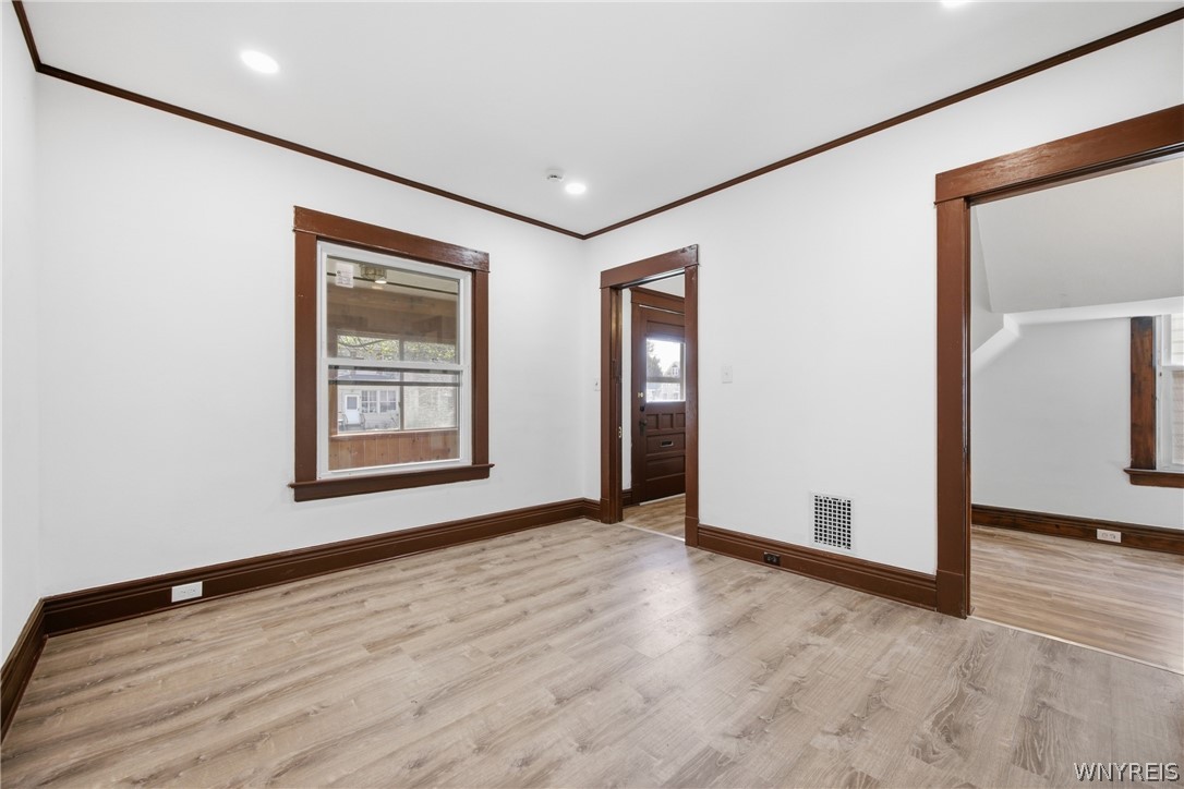20 Garfield Street Buffalo, NY 14207 - Photo 4 of 40