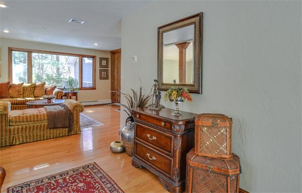 31 Country Corners Road Wayland, MA 01778 - Photo 8 of 28 Gallery Image 8