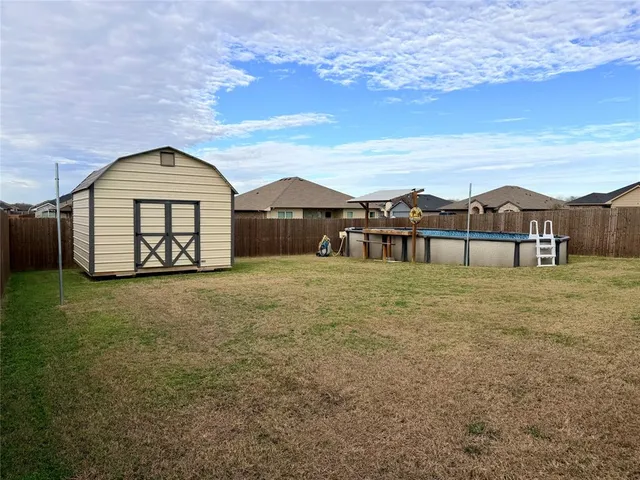 $324,999 | 140 Creek Meadow Drive, Mabank, TX 75147