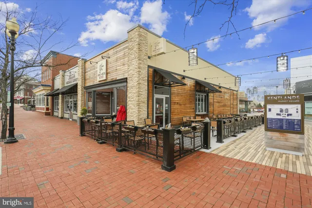 $925,000 | 536 Tschiffely Square Road, Gaithersburg, MD 20878