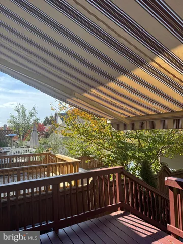 $925,000 | 536 Tschiffely Square Road, Gaithersburg, MD 20878