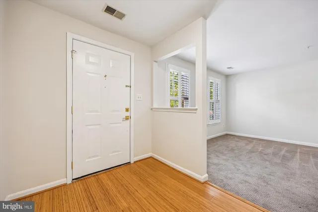 $925,000 | 536 Tschiffely Square Road, Gaithersburg, MD 20878