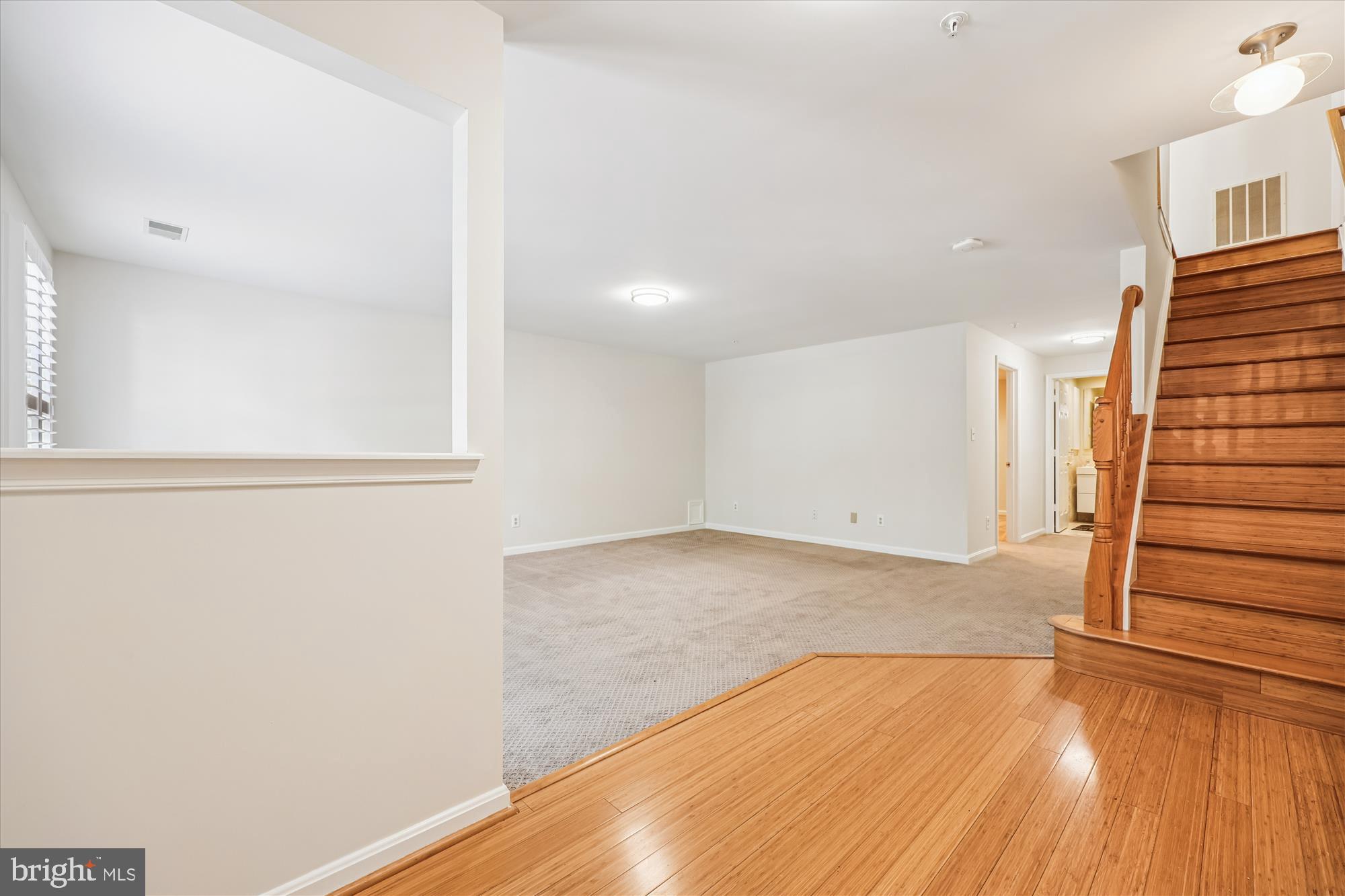 536 Tschiffely Square Road Gaithersburg, MD 20878 - Photo 33 of 116 a view of entryway with wooden floor