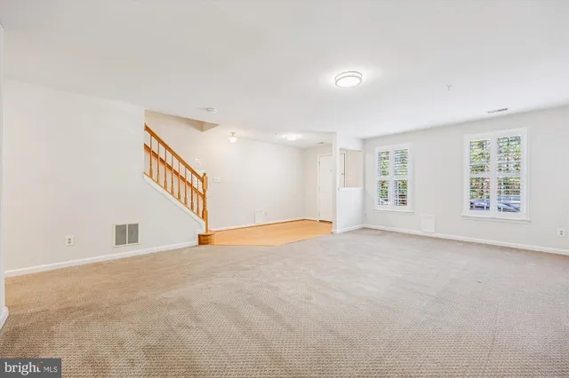 $925,000 | 536 Tschiffely Square Road, Gaithersburg, MD 20878