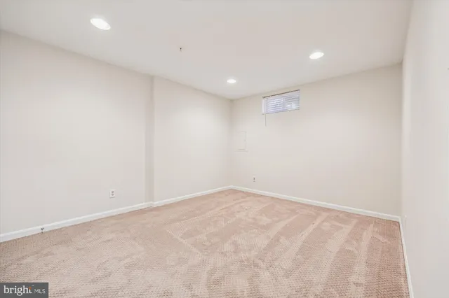 $925,000 | 536 Tschiffely Square Road, Gaithersburg, MD 20878