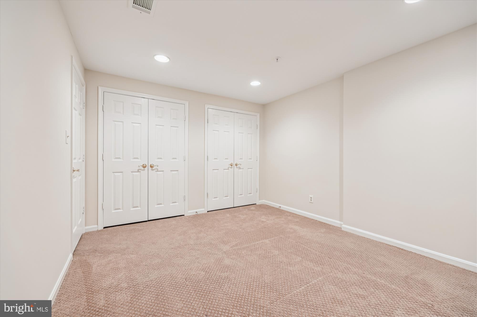536 Tschiffely Square Road Gaithersburg, MD 20878 - Photo 41 of 116 Bedroom
