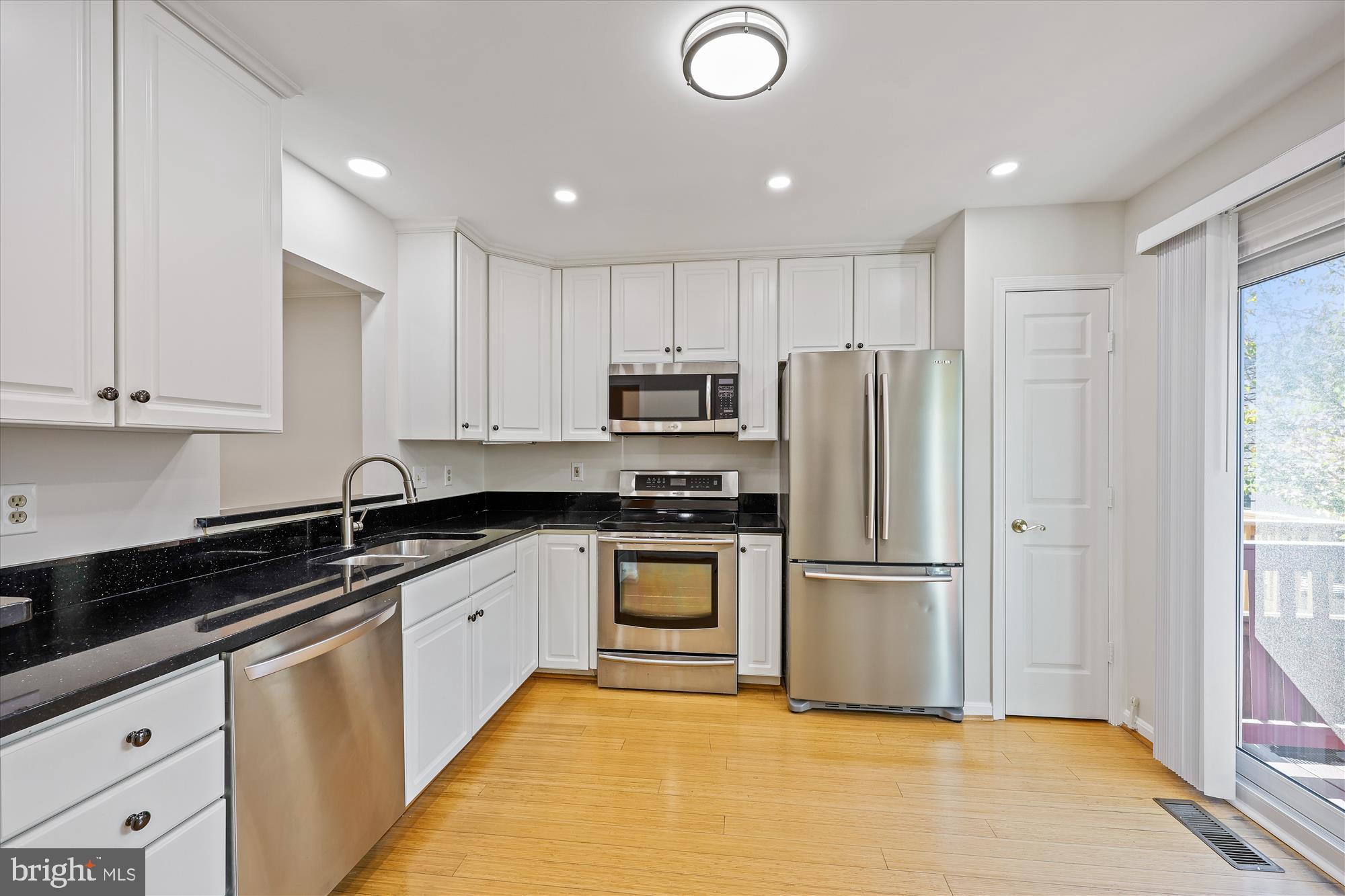 536 Tschiffely Square Road Gaithersburg, MD 20878 - Photo 57 of 116 Kitchen