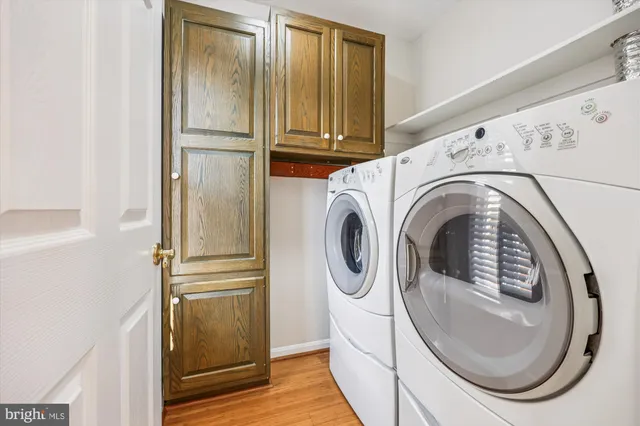 $925,000 | 536 Tschiffely Square Road, Gaithersburg, MD 20878