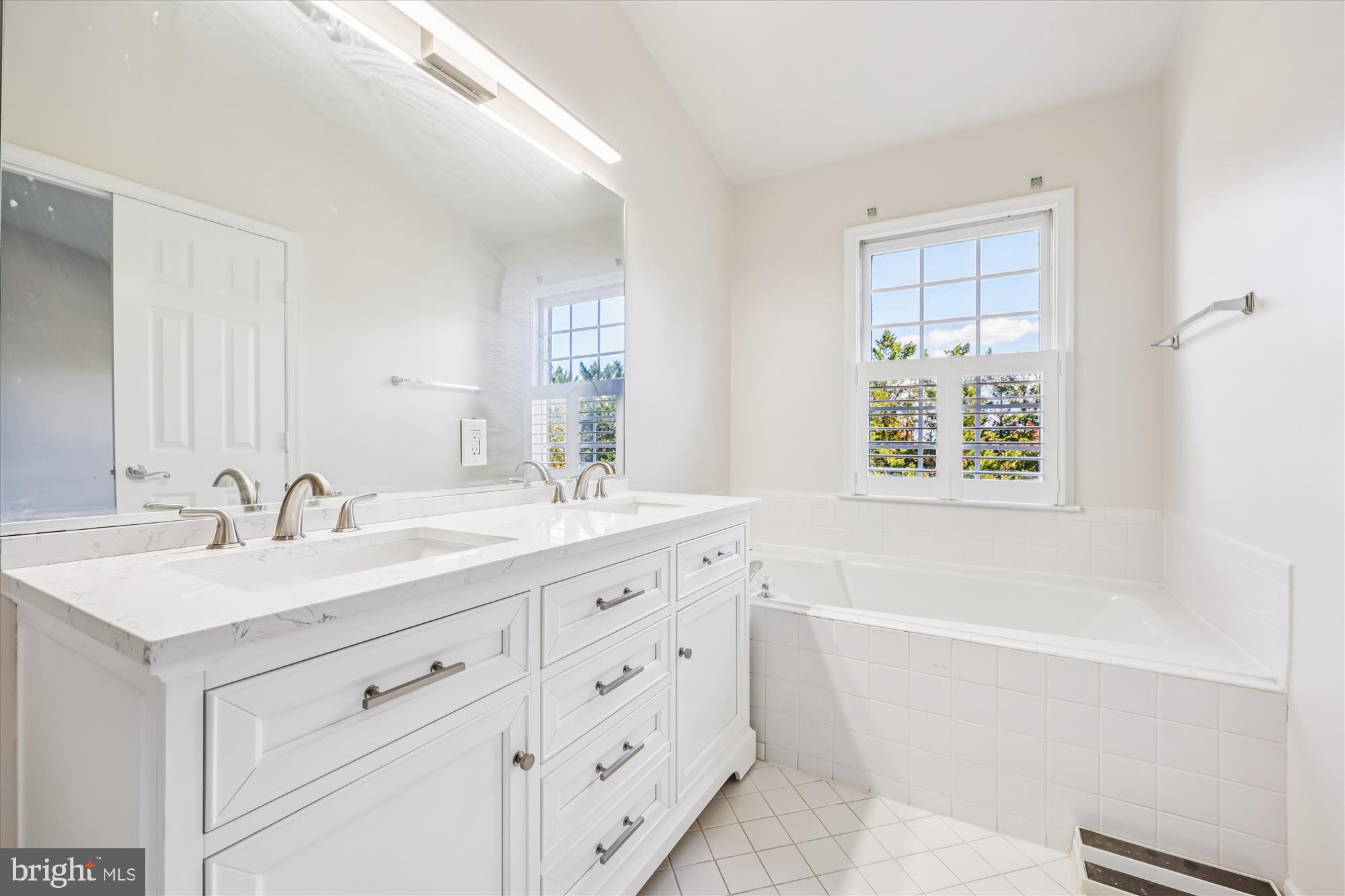 536 Tschiffely Square Road Gaithersburg, MD 20878 - Photo 66 of 116 Primary Bath