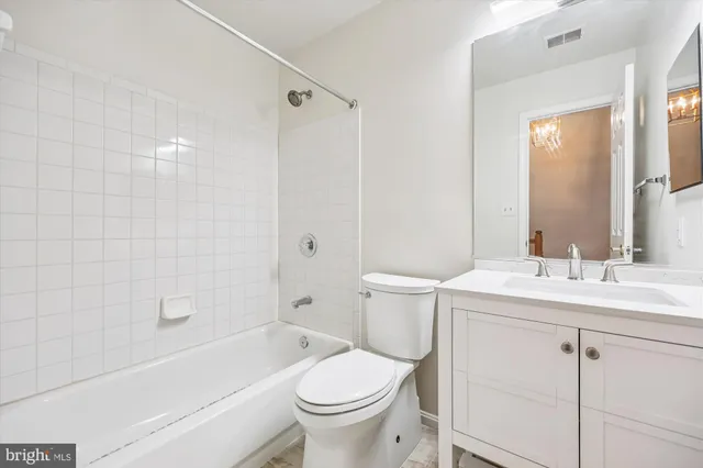 $925,000 | 536 Tschiffely Square Road, Gaithersburg, MD 20878