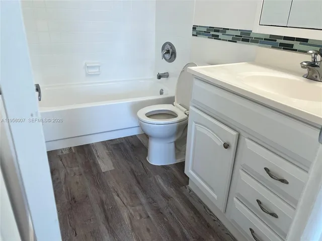 $345,000 | 13120 Southwest 92nd Avenue, Unit B406, Miami, FL 33176