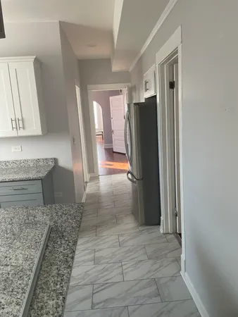$1,800 | 1511 North Keystone Avenue, Unit 2, Chicago, IL 60651