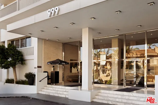 $825,000 | 999 North Doheny Drive, Unit 807, West Hollywood, CA 90069