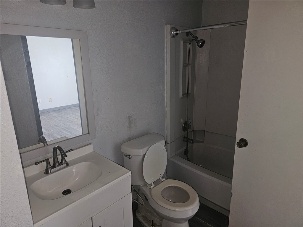 6702 Everhart Road, Unit K 104 Corpus Christi, TX 78413 - Photo 8 of 13