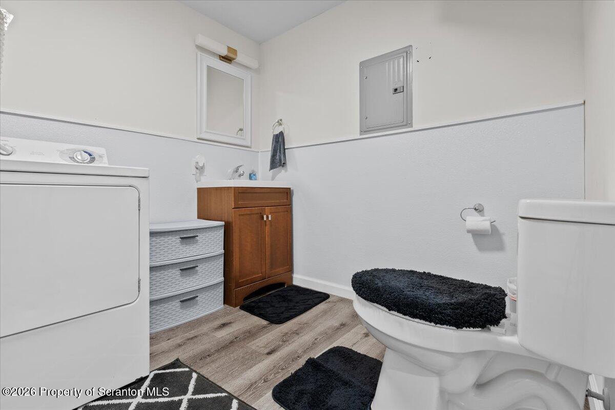 3709 Laurel Avenue, Unit REAR Moosic, PA 18507 - Photo 17 of 38 17-DSC05435