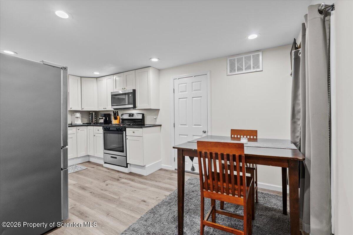 3709 Laurel Avenue, Unit REAR Moosic, PA 18507 - Photo 19 of 38 19-DSC05399