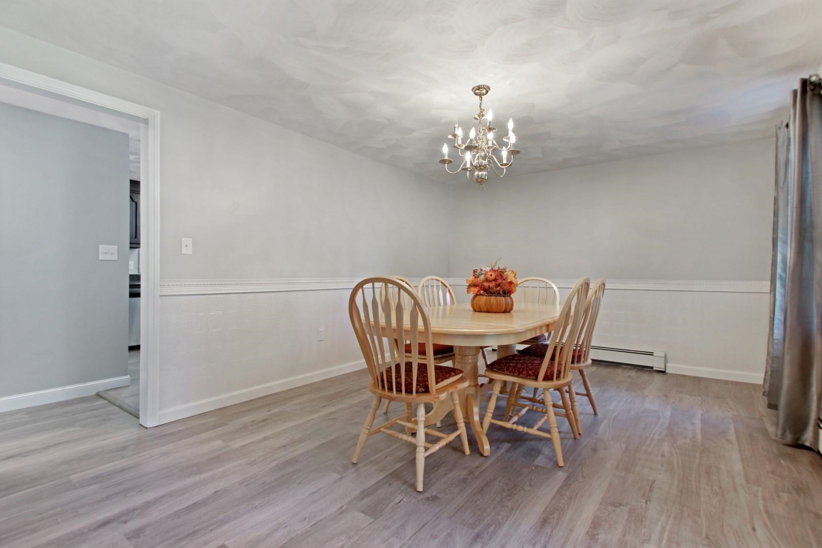 54 Horseshoe Road Windham, NH 03087 - Photo 14 of 35