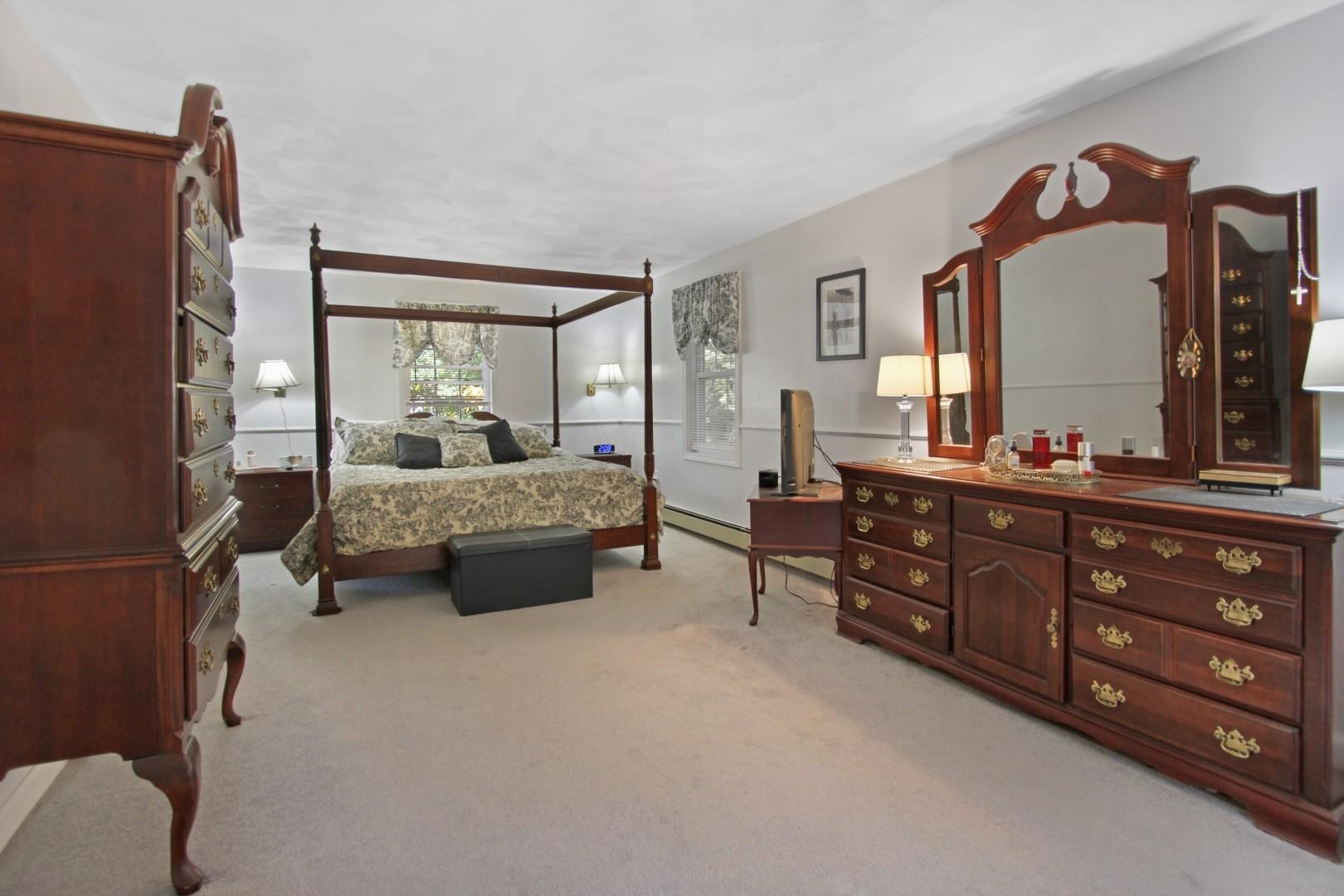 54 Horseshoe Road Windham, NH 03087 - Photo 20 of 35